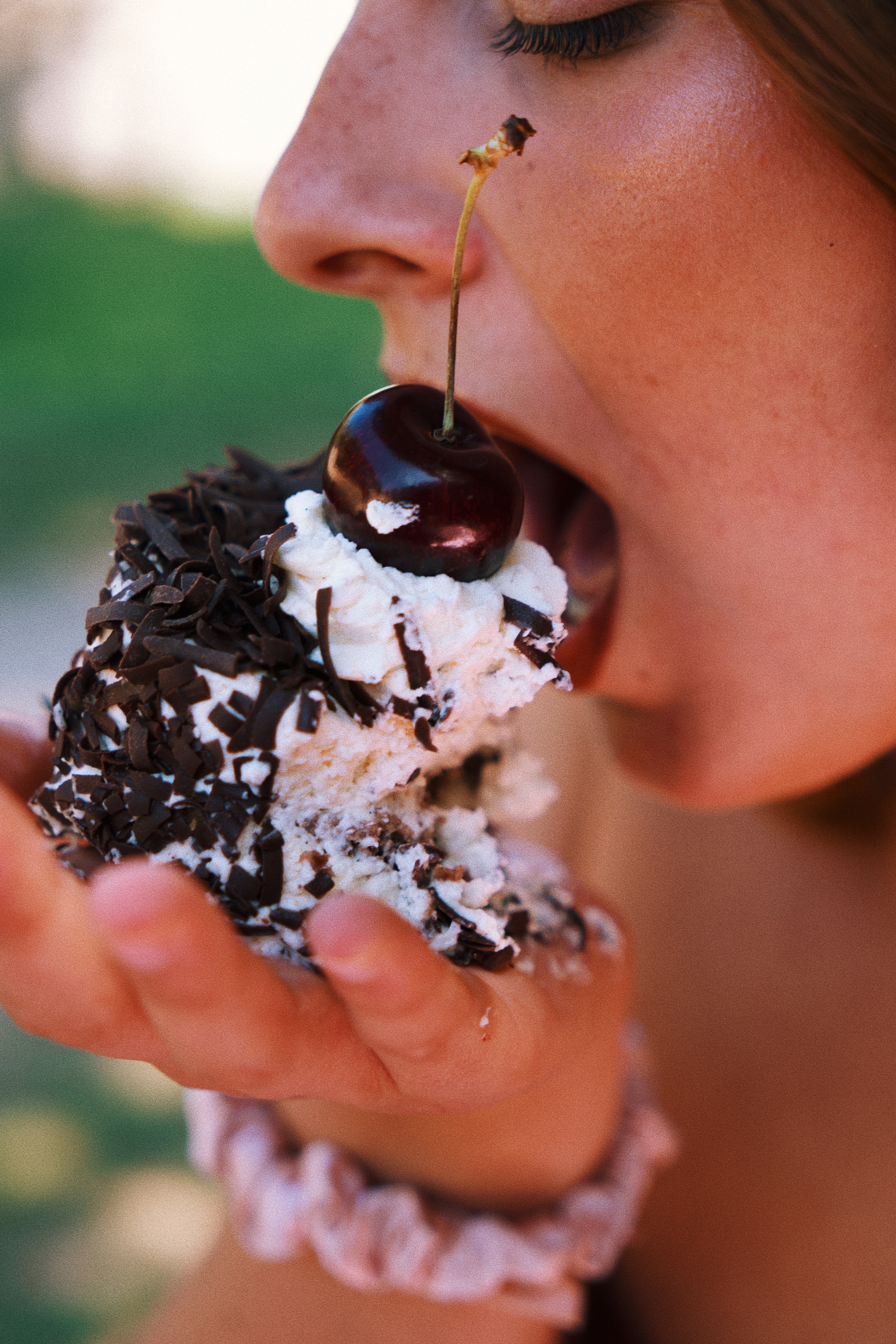 CERISE SUR LE GÂTEAU - POLEVA NA DORT