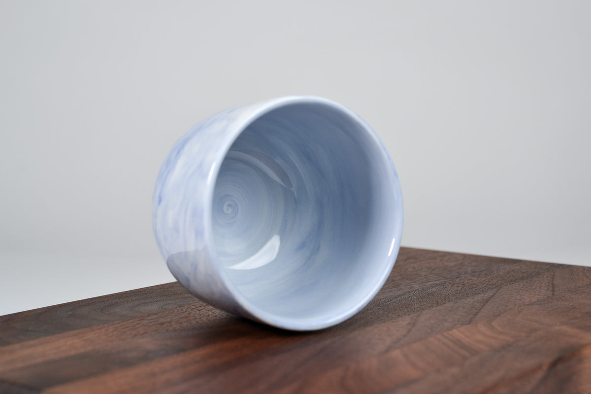 Kávový hrnek z porcelánu - Flow - modrý - 210 ml - lesklá varianta