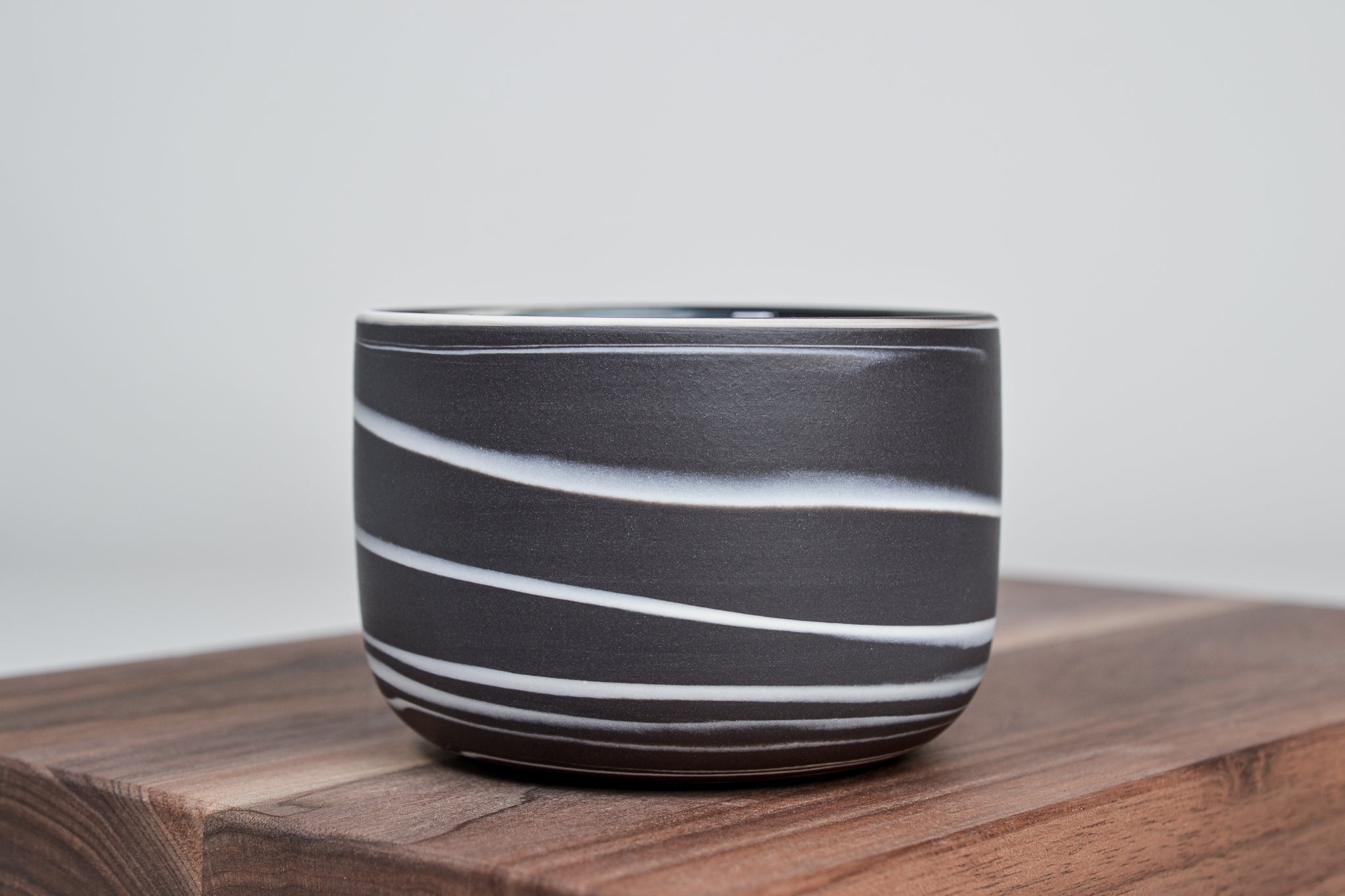 Kávový hrnek z porcelánu - Flow - 300 ml