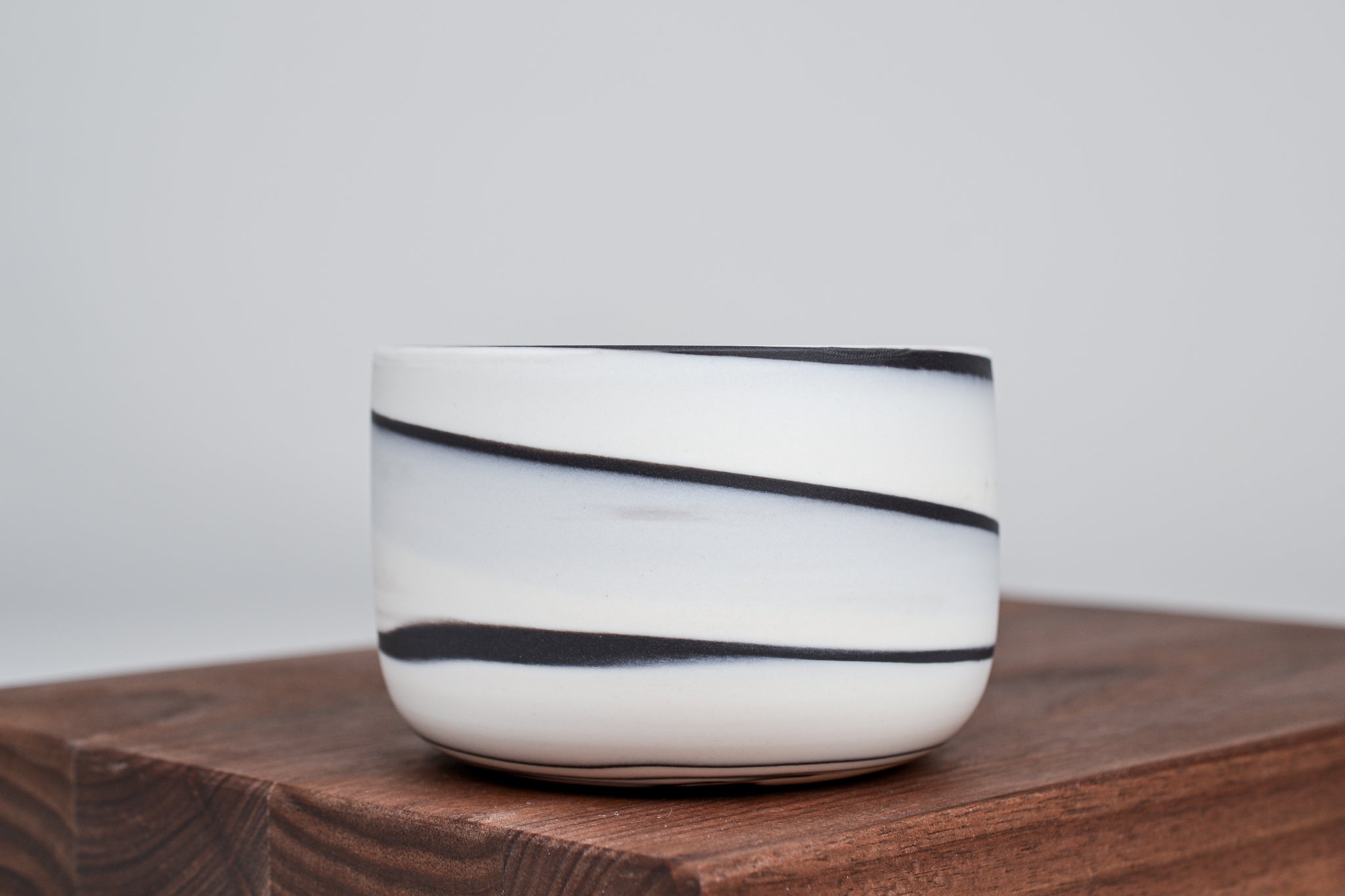 Let it flow. Porcelain cup. 280ml