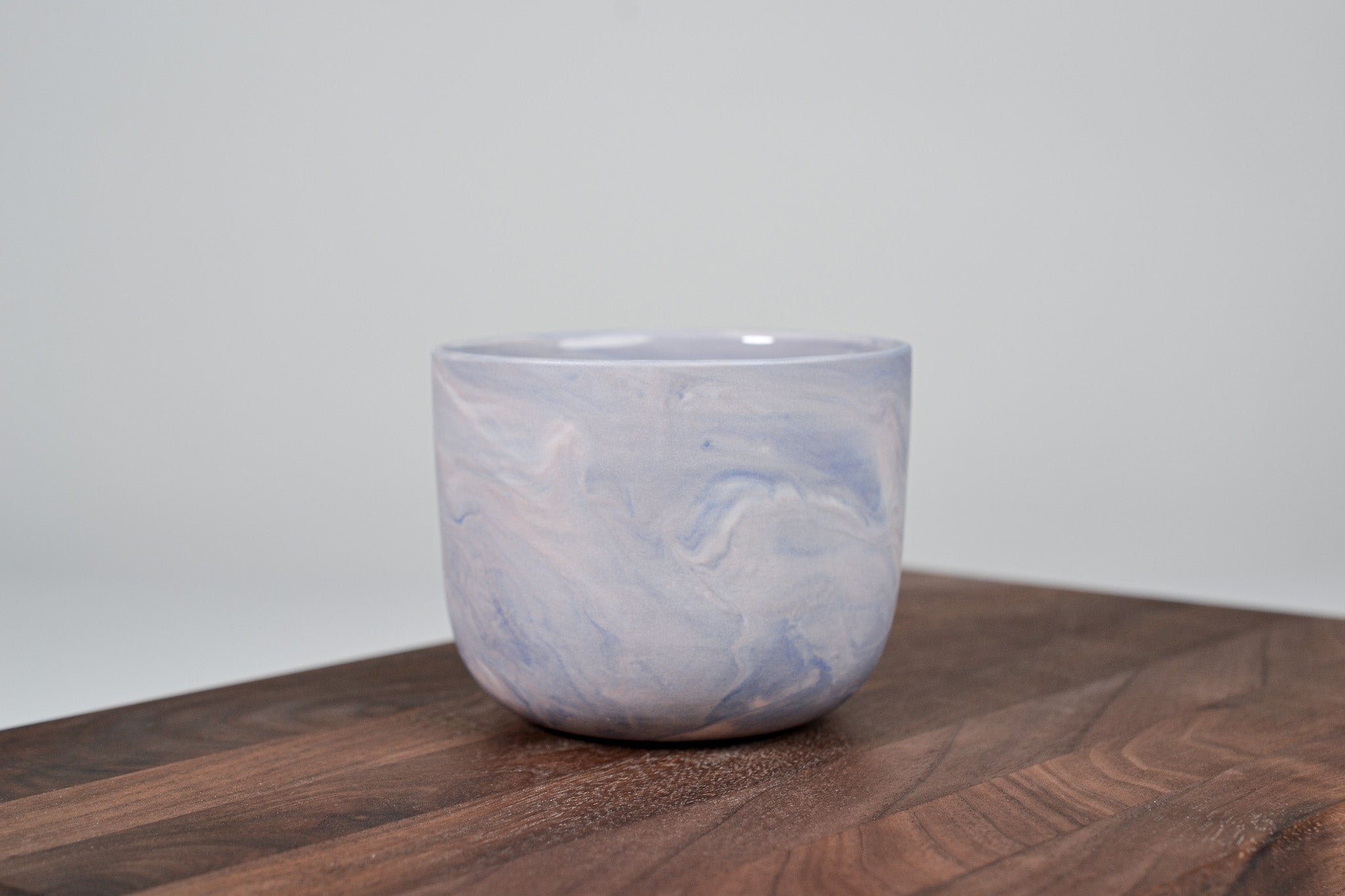 Kávový hrnek z porcelánu - Flow - červánkový - 200 ml