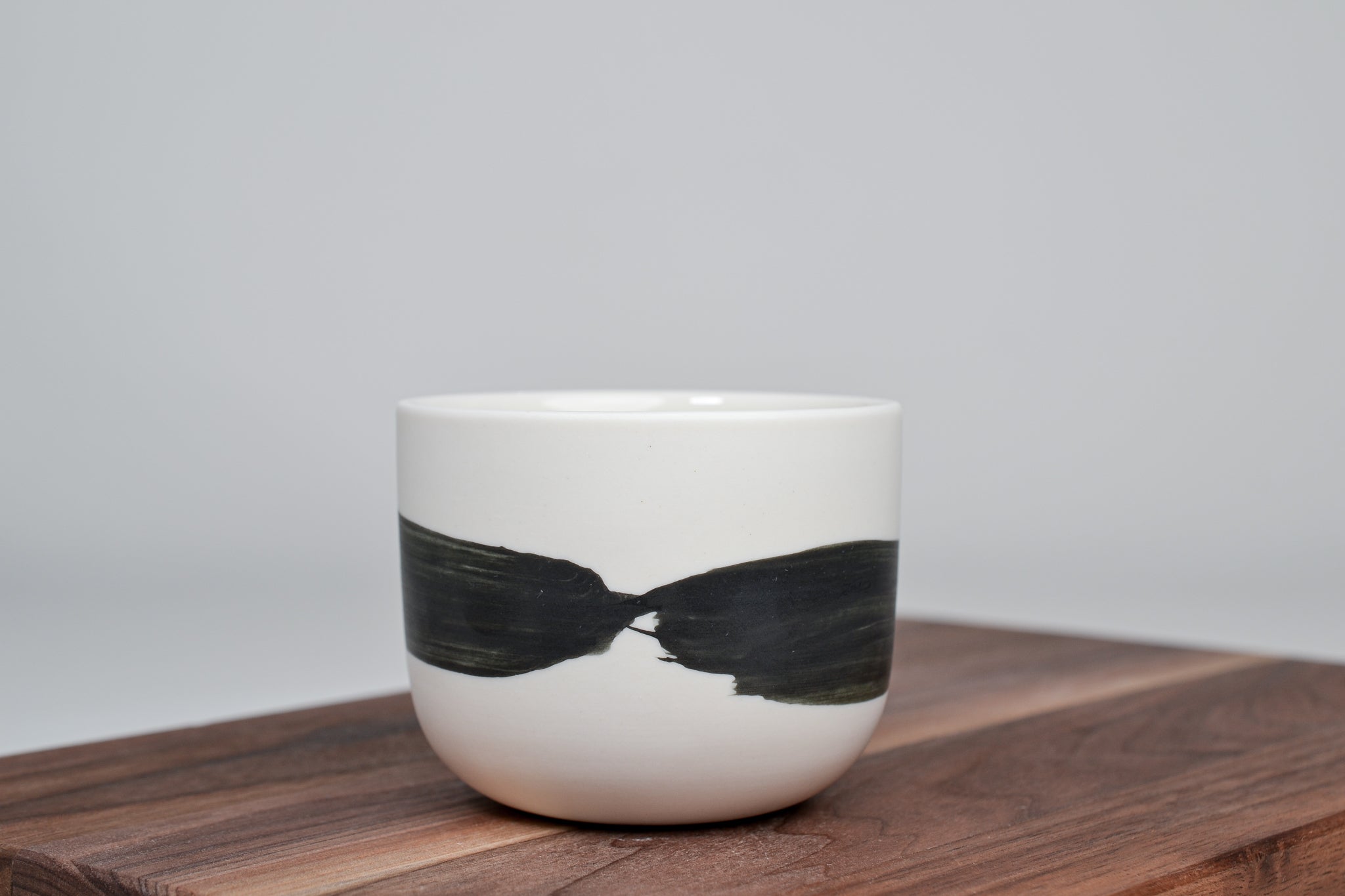 Černá linka - Jednoduchý kávový šálek - 200ml