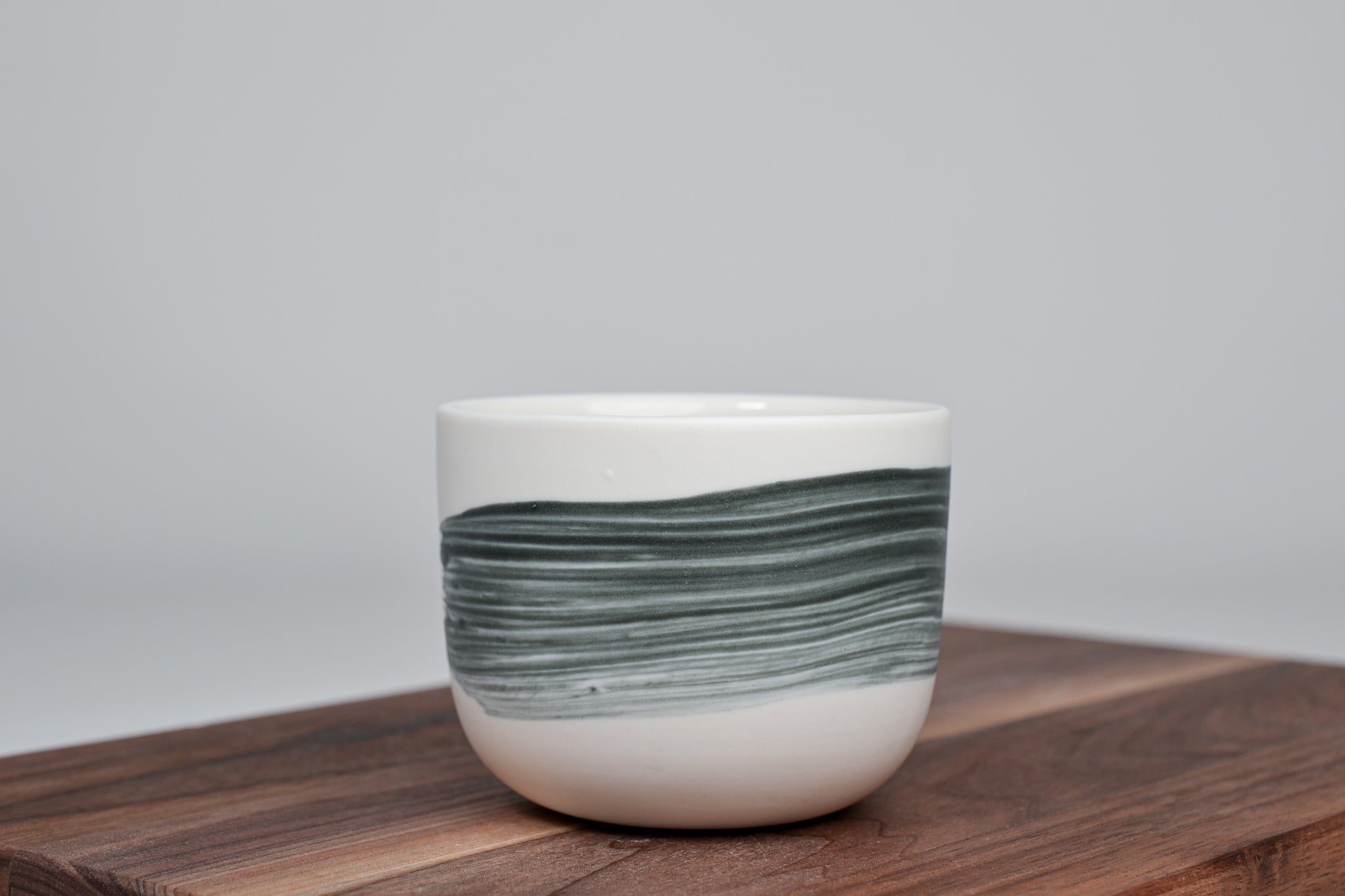 Černá linka - Jednoduchý kávový hrnek - 200 ml