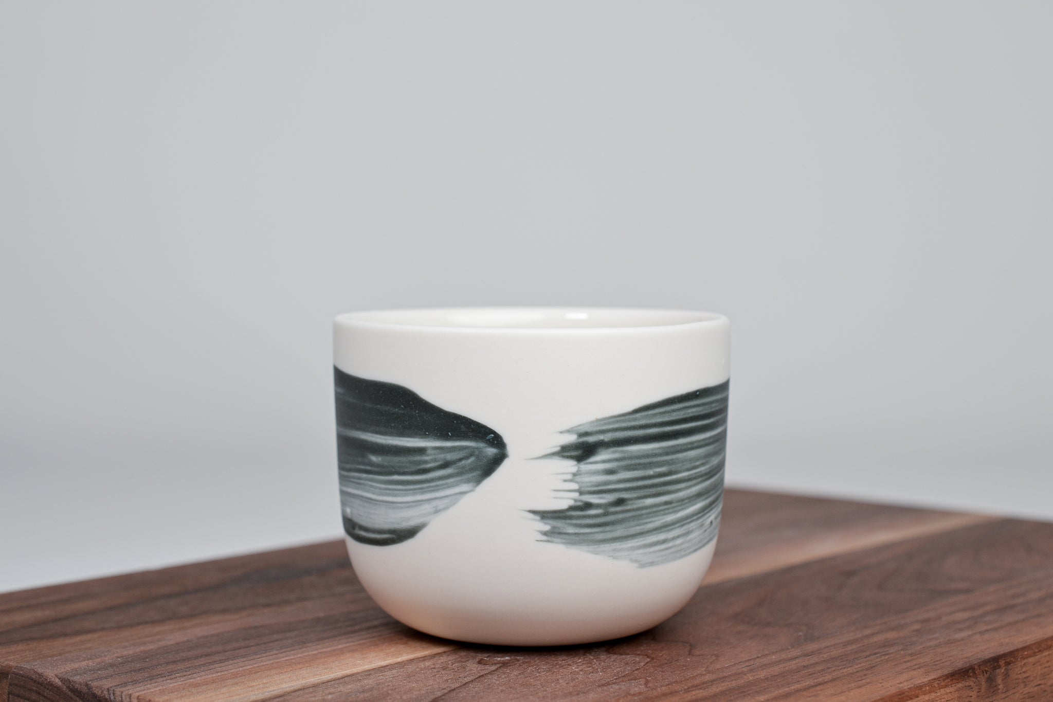 Černá linka - Jednoduchý kávový hrnek - 200 ml