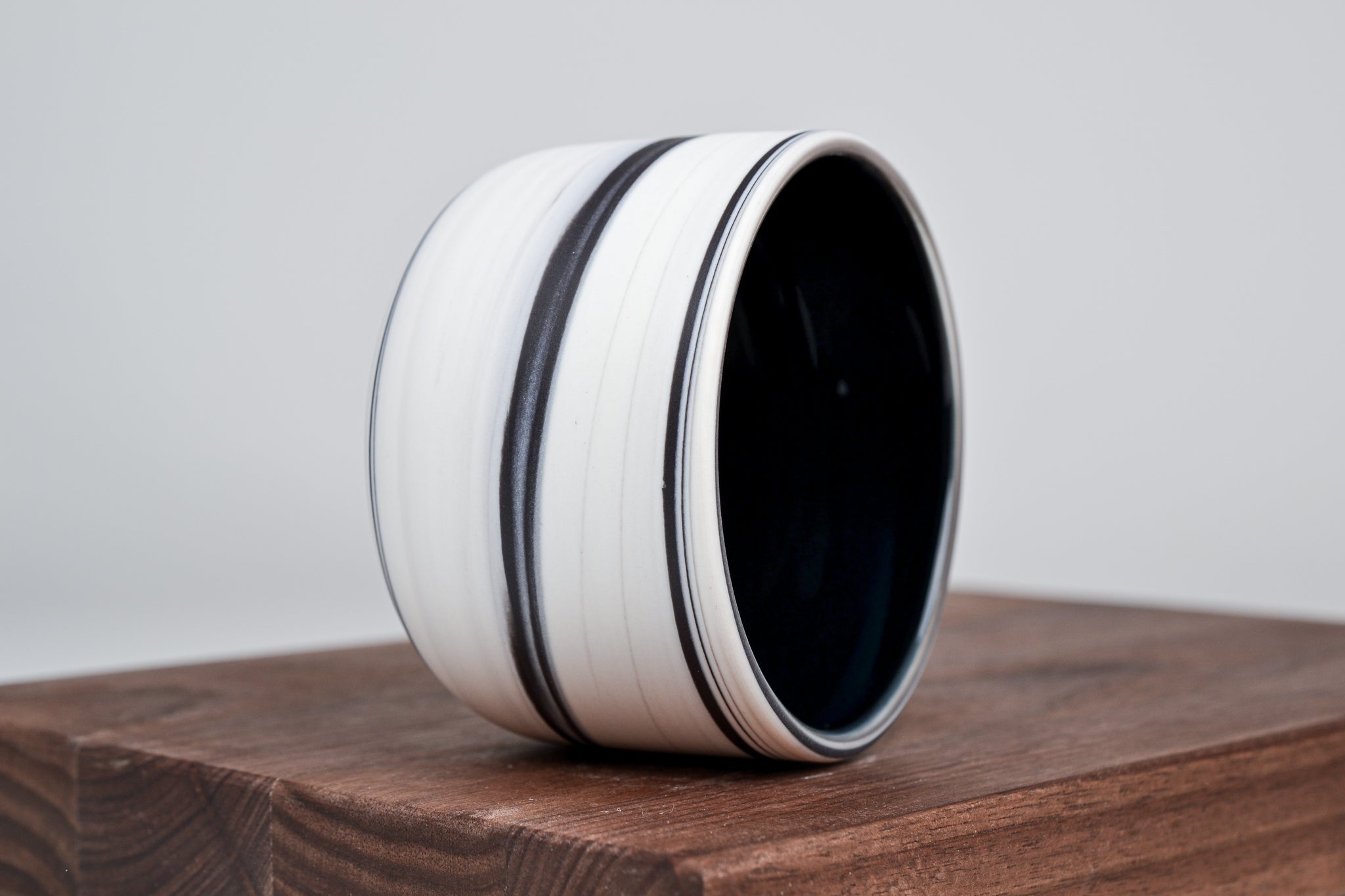Let it flow. Porcelain cup. 280ml