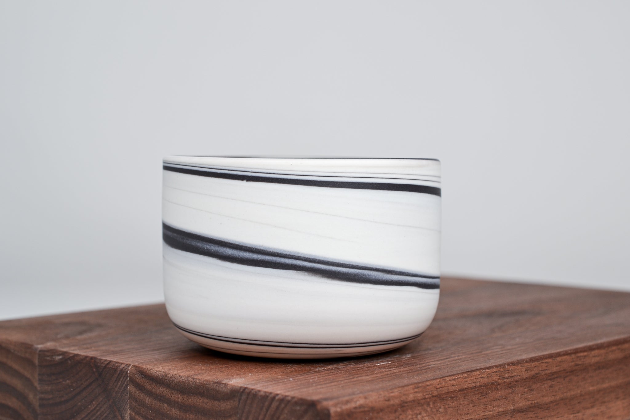 Let it flow. Porcelain cup. 280ml