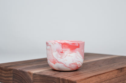 Nechte to plynout. Hrnek z růžového porcelánu - 80ml